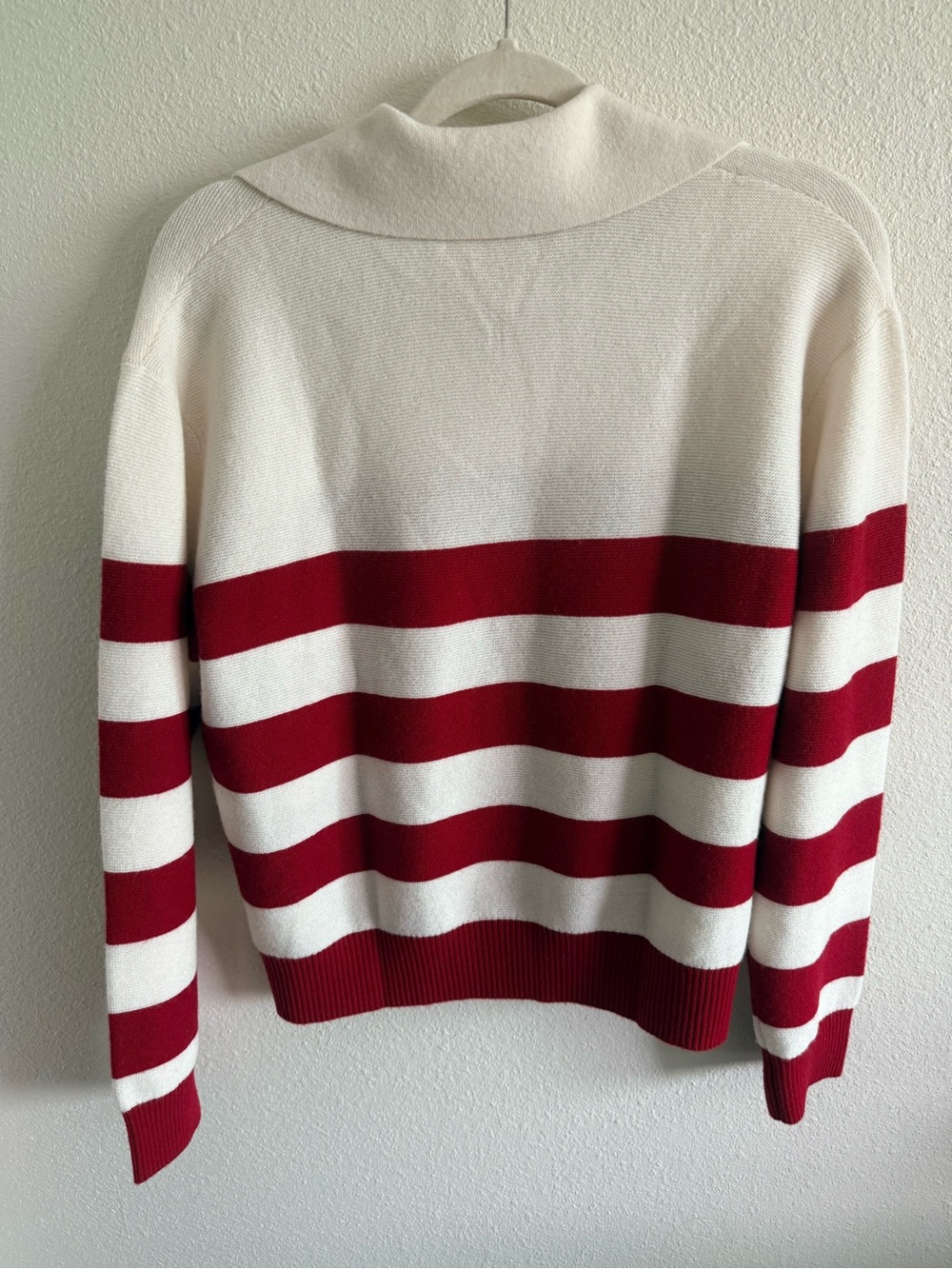 NWT Como Boca & Red Striped V-Neck Collared Sweater - Large - Picture 3 of 4